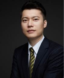 包亮老师形象照