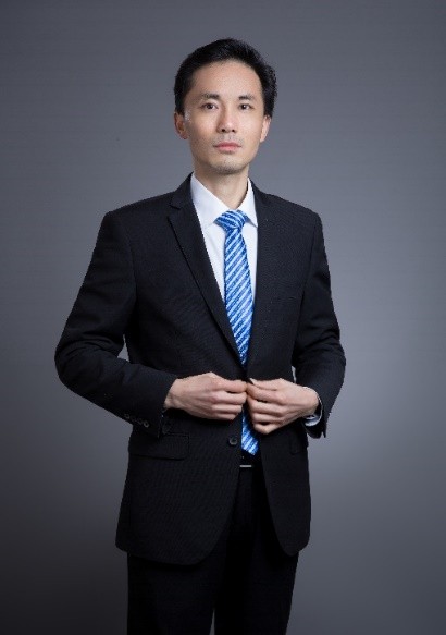 巨一铭