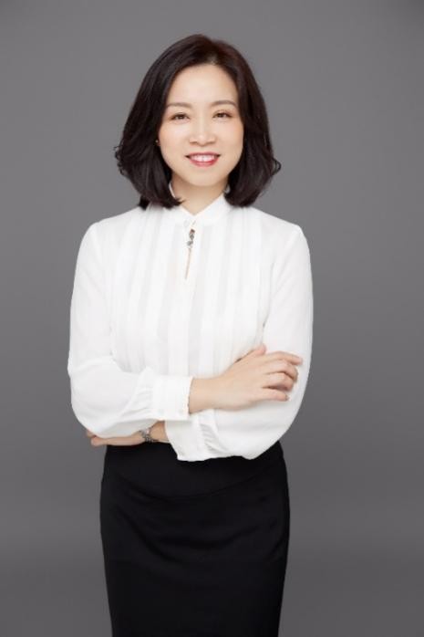 李方老师形象照