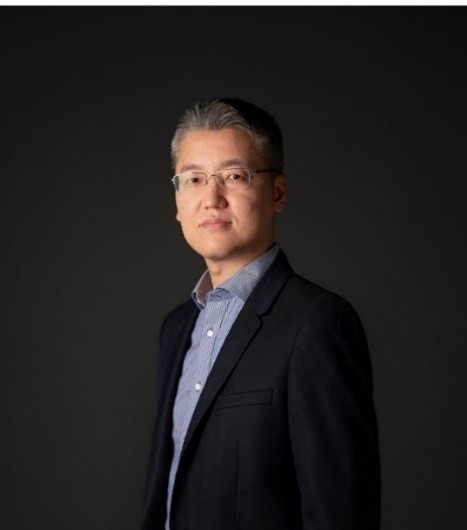 孙之行老师形象照