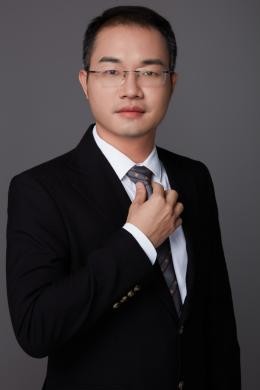 许君老师形象照