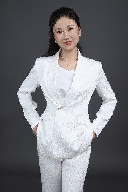 伊凡老师形象照