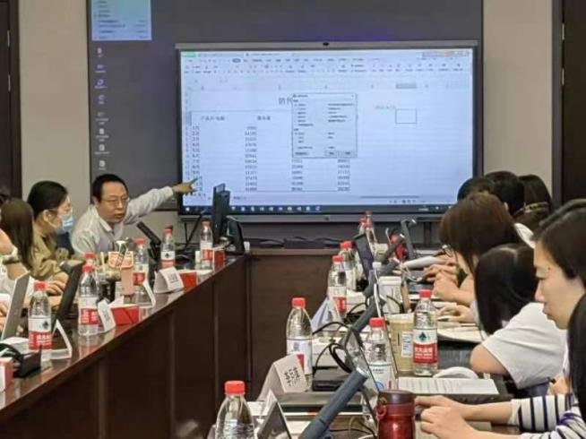 授课照片