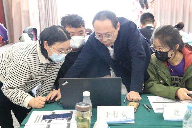 授课照片