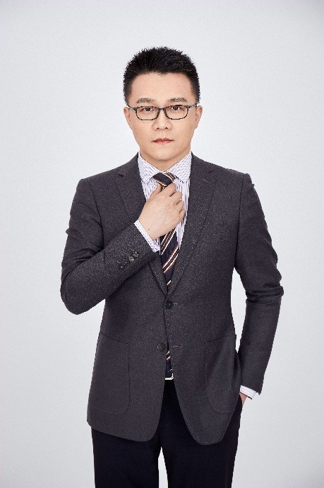 张罗群