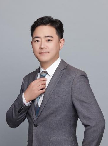 张鹏老师形象照