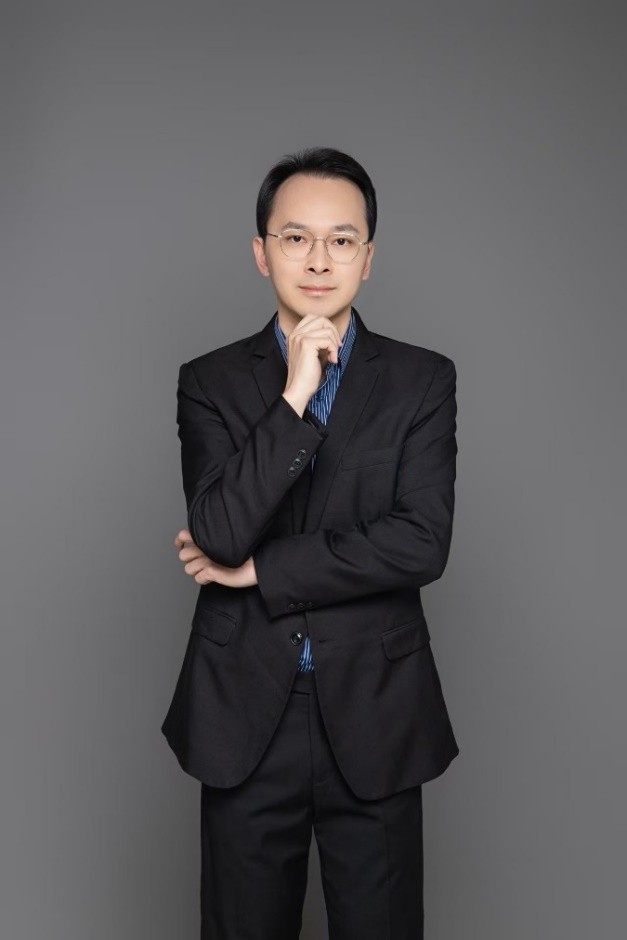 张振中