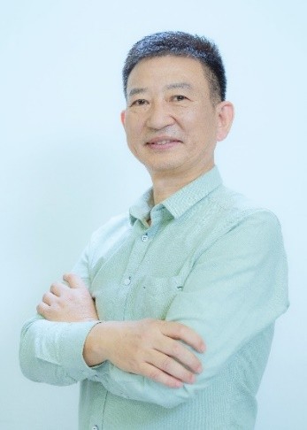 周城老师形象照