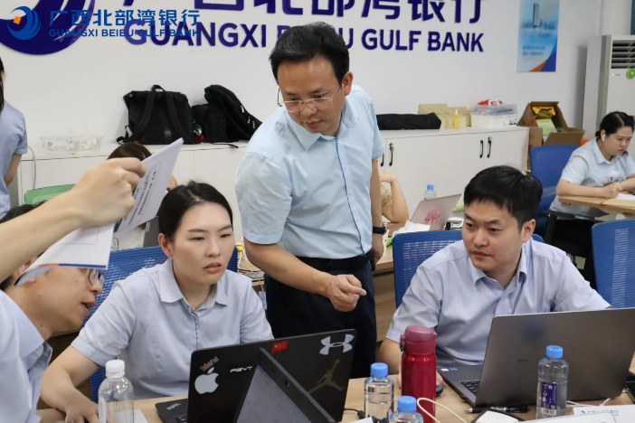胡军令老师授课现场