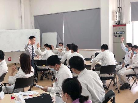 占力冲授课-东风本田汽车《打动客户的营销提案与工作汇报》