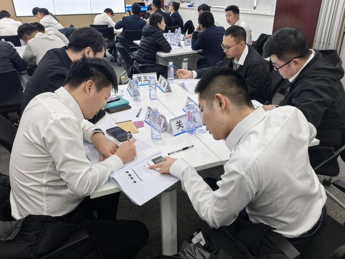 占力冲授课-中建深圳装饰有限公司北方分公司《结构化沟通汇报与精准表达》